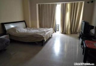 中环大厦 1室1厅1卫 1.8米大床家电齐全每月750出租 - 玉林28生活网 yulin.28life.com