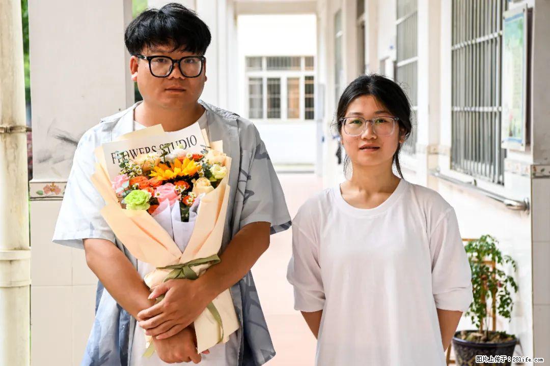 全网追的“扁担女孩”，找了一份暑假工，时薪12元 - 玉林生活资讯 - 玉林28生活网 yulin.28life.com